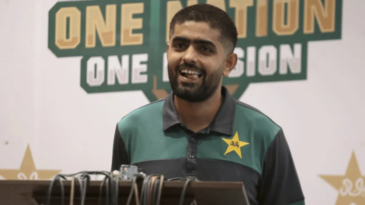 দেড় বছরে পাকিস্তানকে দুটি বিশ্বকাপ জেতাতে চান বাবর