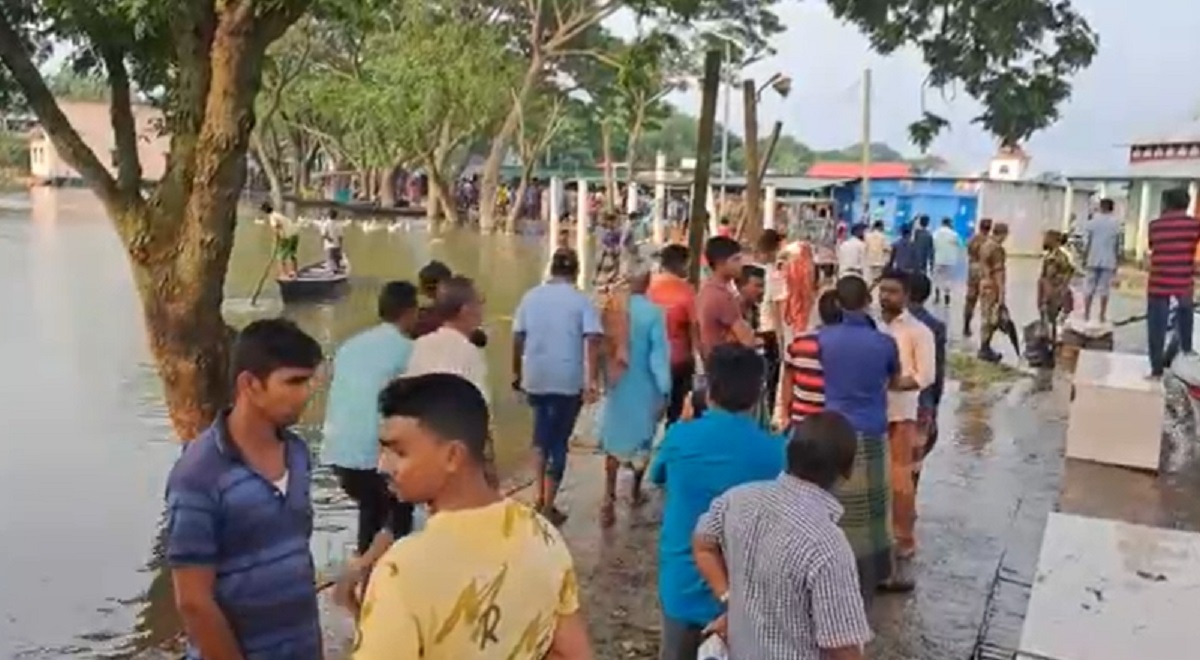 নেত্রকোণায় দ্রুত কমছে বন্যার পানি, চলছে ক্ষয়ক্ষতি নিরূপণের কাজ