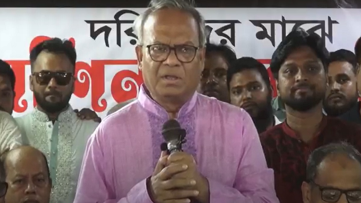 আওয়ামী লীগ করলে চোর হয়, নাকি চোরেরাই আওয়ামী লীগ করে; এ প্রশ্ন মুখে মুখে: রিজভী