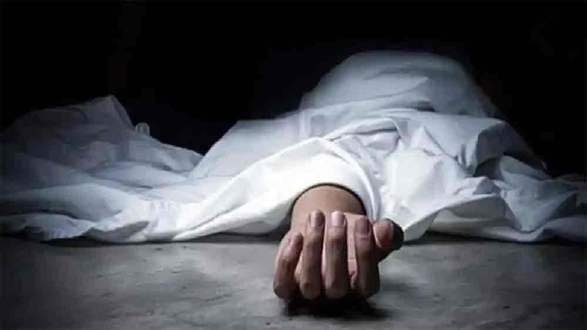 খাবার দিতে না চাওয়ায় স্ত্রীকে খুন, রাতভর মরদেহের পাশে ঘুমালেন স্বামী!