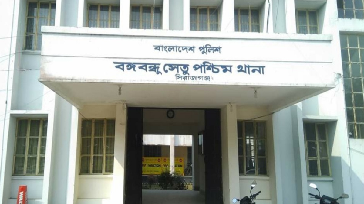 সিরাজগঞ্জে ট্রাকের ধাক্কায় পিকআপভ্যানের ২ যাত্রী নিহত