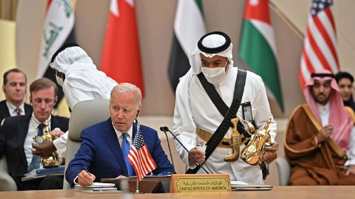 চীন, ইরান বা রাশিয়াকে মধ্যপ্রাচ্যের কাছেও ঘেঁষতে দেবে না যুক্তরাষ্ট্র