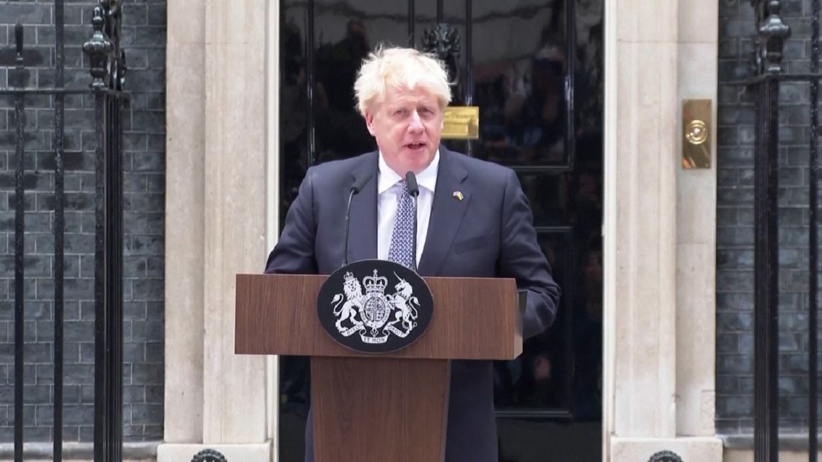 অন্তর্বর্তী প্রধানমন্ত্রী থাকছেন বরিস; নীতিগত পরিবর্তন না আনার প্রতিশ্রুতি