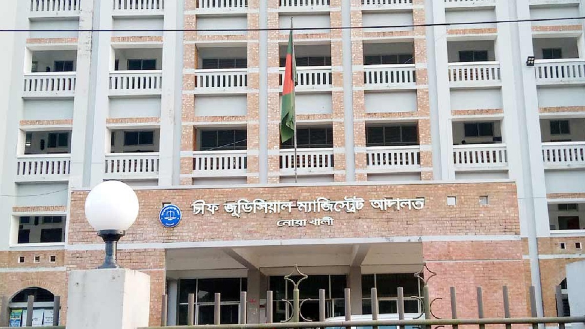 নোয়াখালীতে ২৪ ঘণ্টার বিশেষ অভিযানে গ্রেফতার বিএনপি নেতাকর্মীসহ ৫৩