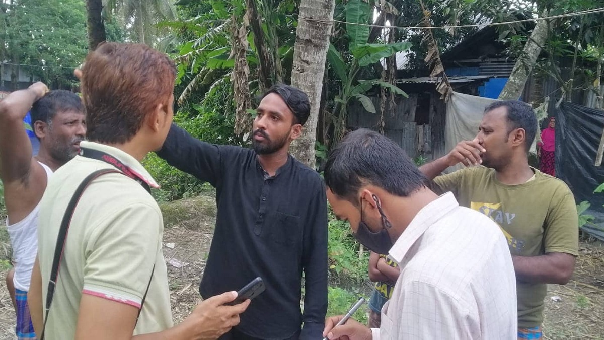 ‘মনে করেছে ওদের মাদক ধরিয়ে দিয়েছি তাই অস্ত্র নিয়ে তাড়া করেছে’