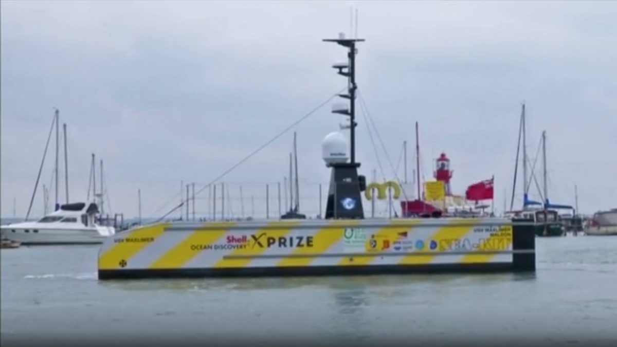 অগ্নুৎপাতের পূর্বাভাস দেবে জাহাজ, লাভা উদগীরণের আগেই করবে শনাক্ত