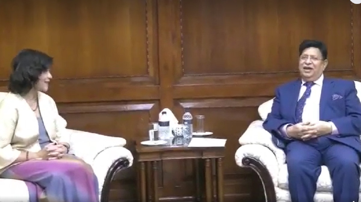 রোহিঙ্গাদের দীর্ঘ অবস্থানের কারণে নানা সমস্যার সম্মুখীন হচ্ছে বাংলাদেশ: পররাষ্ট্রমন্ত্রী