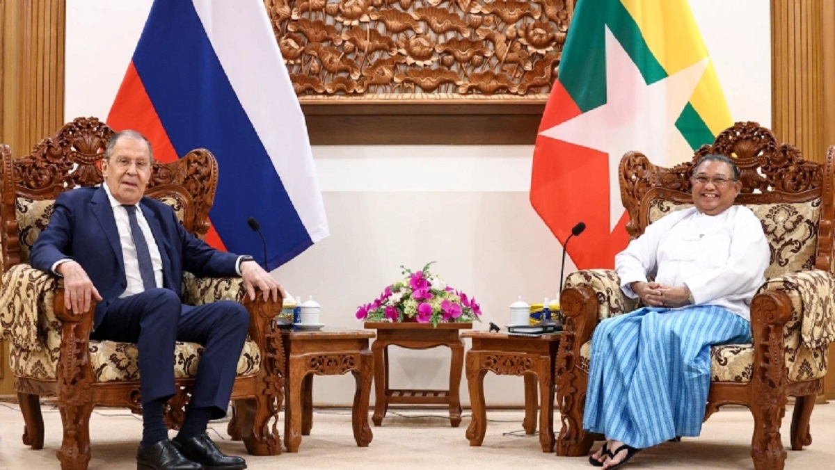 সমর্থন আদায়ে মিয়ানমারে রুশ পররাষ্ট্রমন্ত্রীর সফর