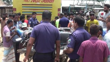 নাটোরে ট্রাকচাপায় এনজিও কর্মকর্তা নিহত