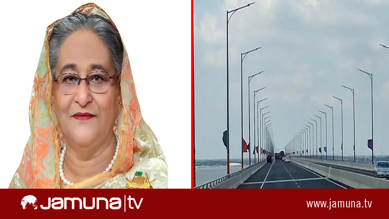 পদ্মা সেতু পাড়ি দিয়ে দ্বিতীয়বারের মতো টুঙ্গিপাড়ায় প্রধানমন্ত্রী