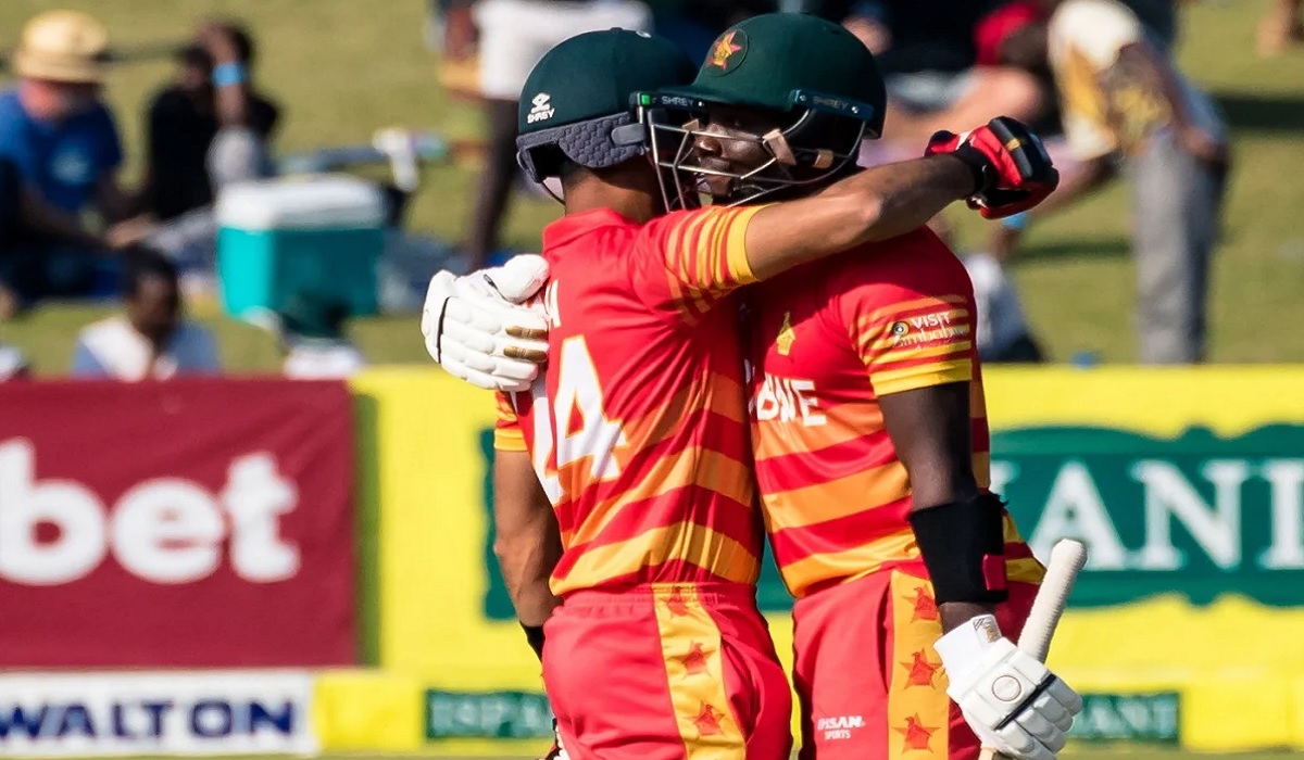 রাজা ও কায়ার সেঞ্চুরিতে ফেভারিট এখন জিম্বাবুয়ে