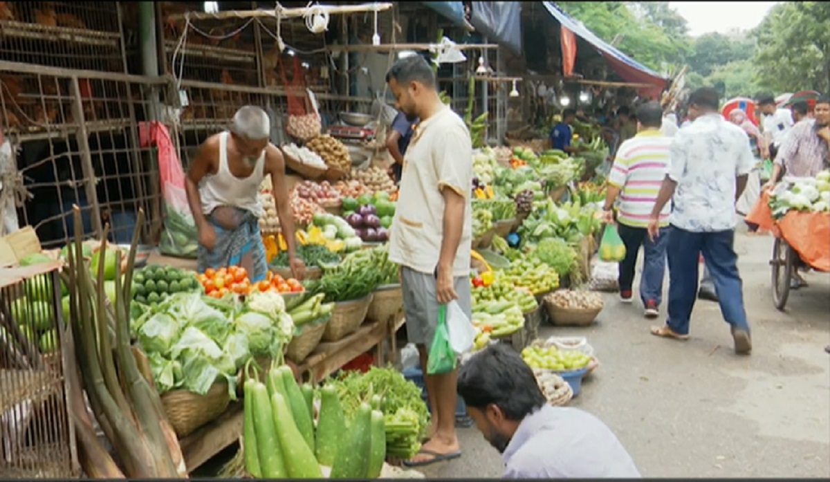 সরবরাহ কমায় কাঁচামরিচসহ নাগালের বাইরে সকল সবজির দাম