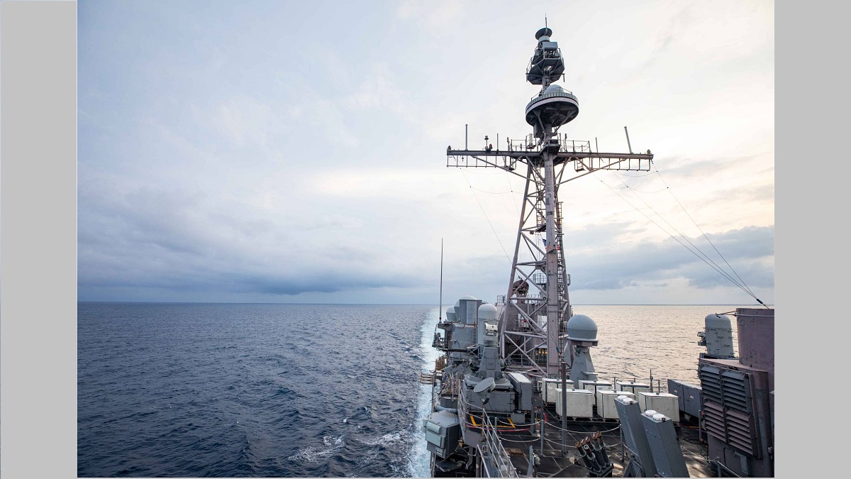 উত্তেজনার মধ্যেই তাইওয়ান প্রণালীতে মার্কিন যুদ্ধজাহাজের টহল শুরু, সতর্ক চীন