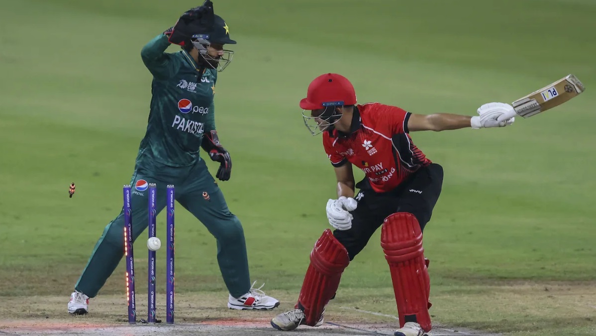 হংকংকে বিশাল ব্যবধানে হারিয়ে এশিয়া কাপের সুপার ফোরে পাকিস্তান