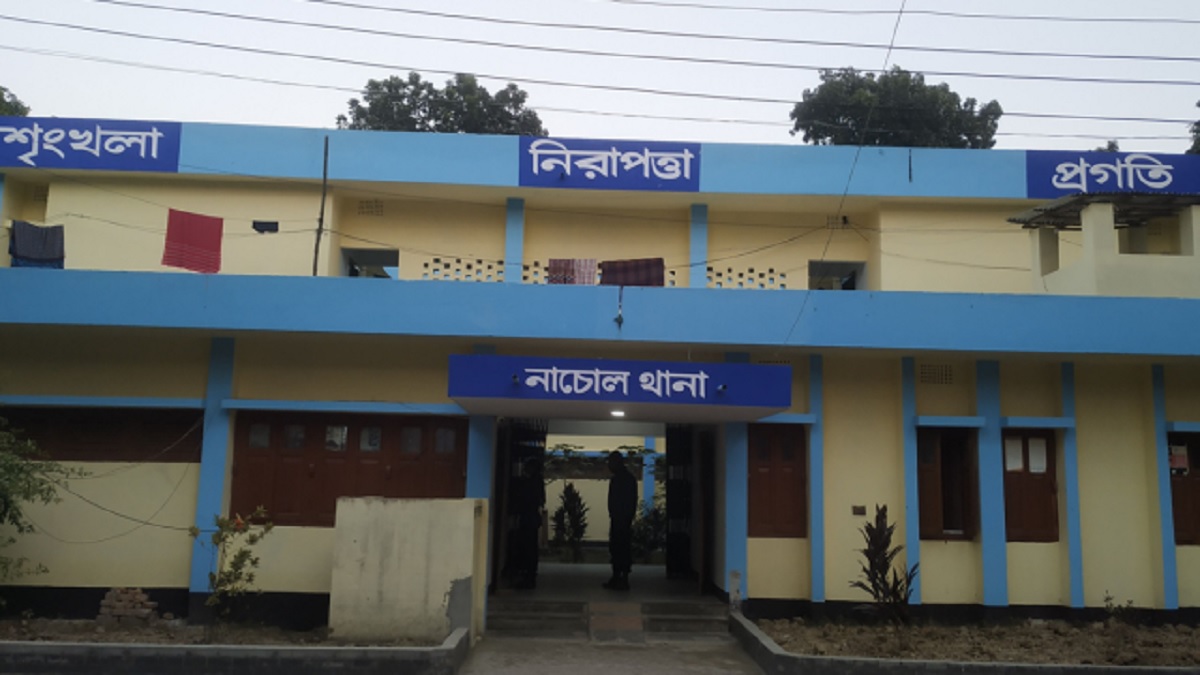 চাঁপাইনবাবগঞ্জে চাকরি হারানোর অভিমানে নারী এনজিও কর্মীর আত্মহত্যা