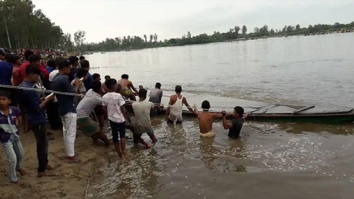 লিপির সঙ্গে ছিলেন তার জা ও দুই শিশু