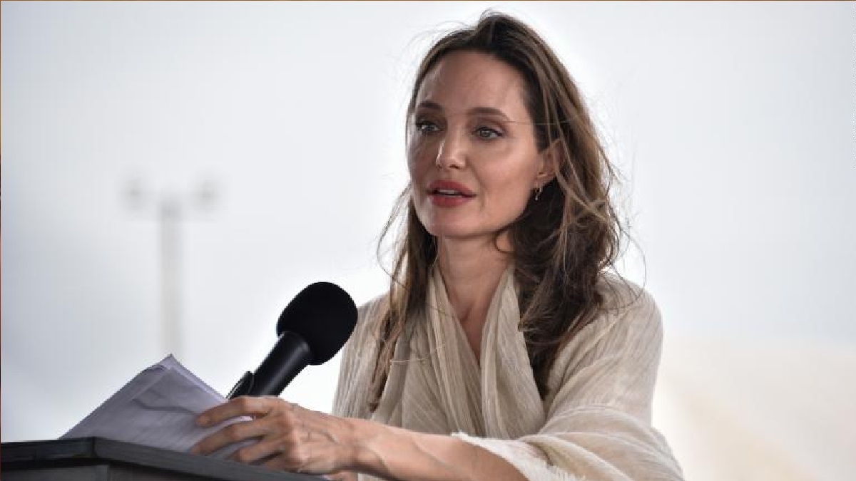 বড় ধরনের মানবিক সহায়তা ছাড়া পাকিস্তান টিকে থাকতে পারবে না: অ্যাঞ্জেলিনা জোলি