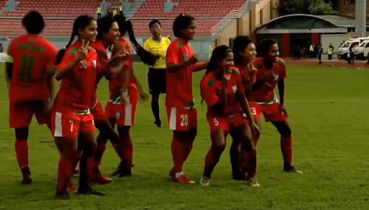 সাবিনার হ্যাটট্রিকে ভুটানের জালে ৮ গোল, সাফের ফাইনালে বাংলাদেশ