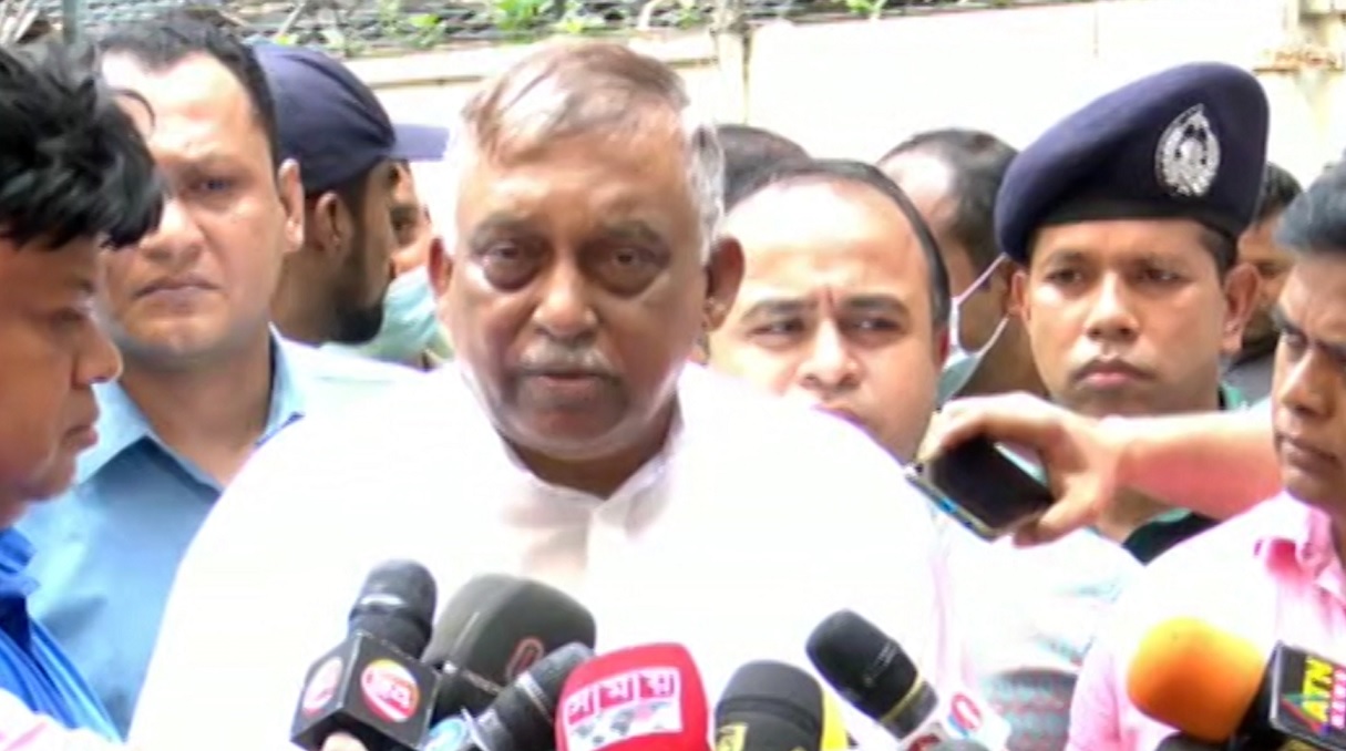 ‘মিয়ানমার ইস্যুতে শান্তিপূর্ণ সমাধান চায় বাংলাদেশ, অন্যথায় জাতিসংঘে জানানো হবে’