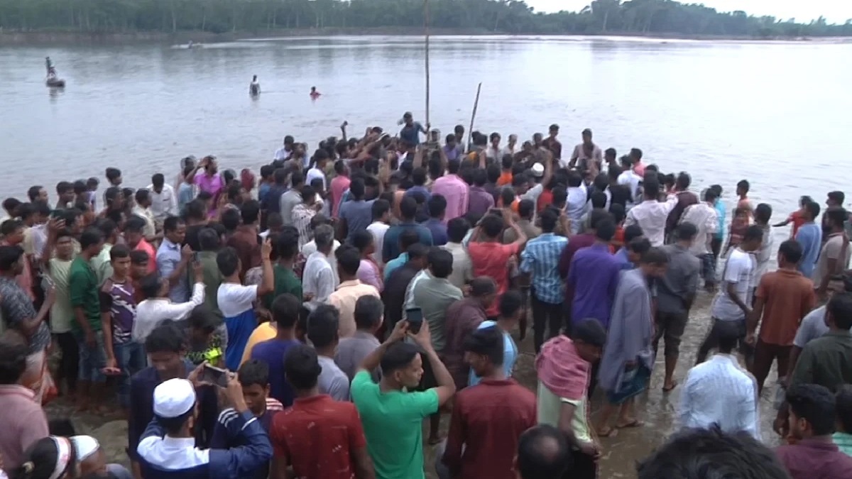 পঞ্চগড়ে নৌকাডুবি: নিহতের সংখ্যা বেড়ে ৫০