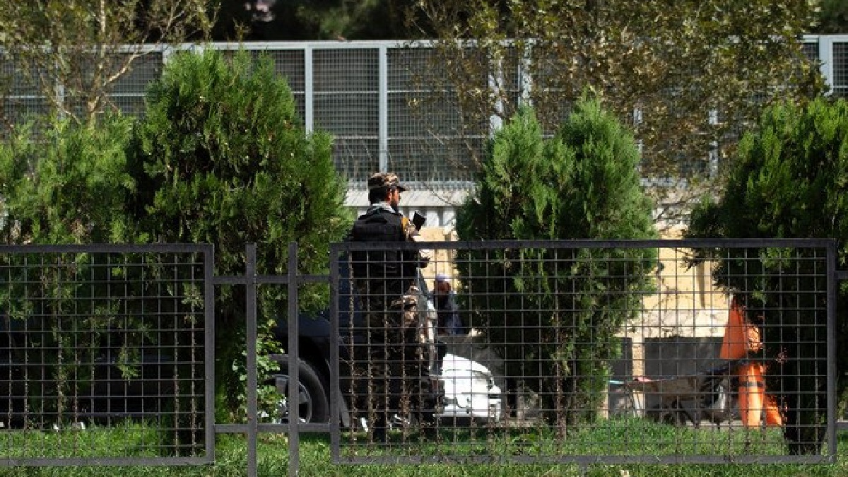 যুক্তরাষ্ট্রের সাথে বন্দি বিনিময় করলো তালেবান