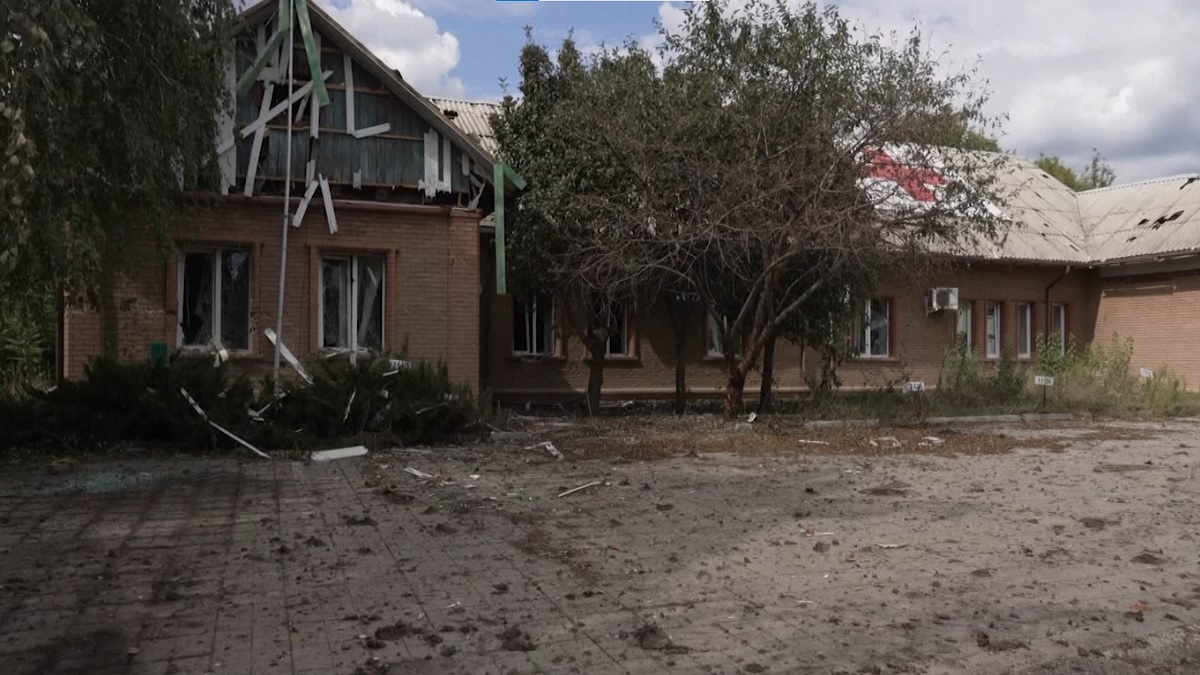 ইউক্রেনে রুশ হামলার শিকার রেডক্রসের কার্যালয়