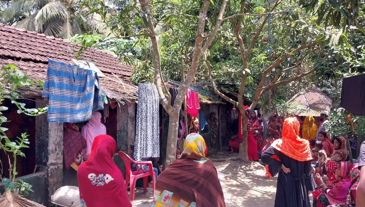 ঋণগ্রস্ত হয়ে সাতক্ষীরায় চা দোকানির আত্মহত্যা