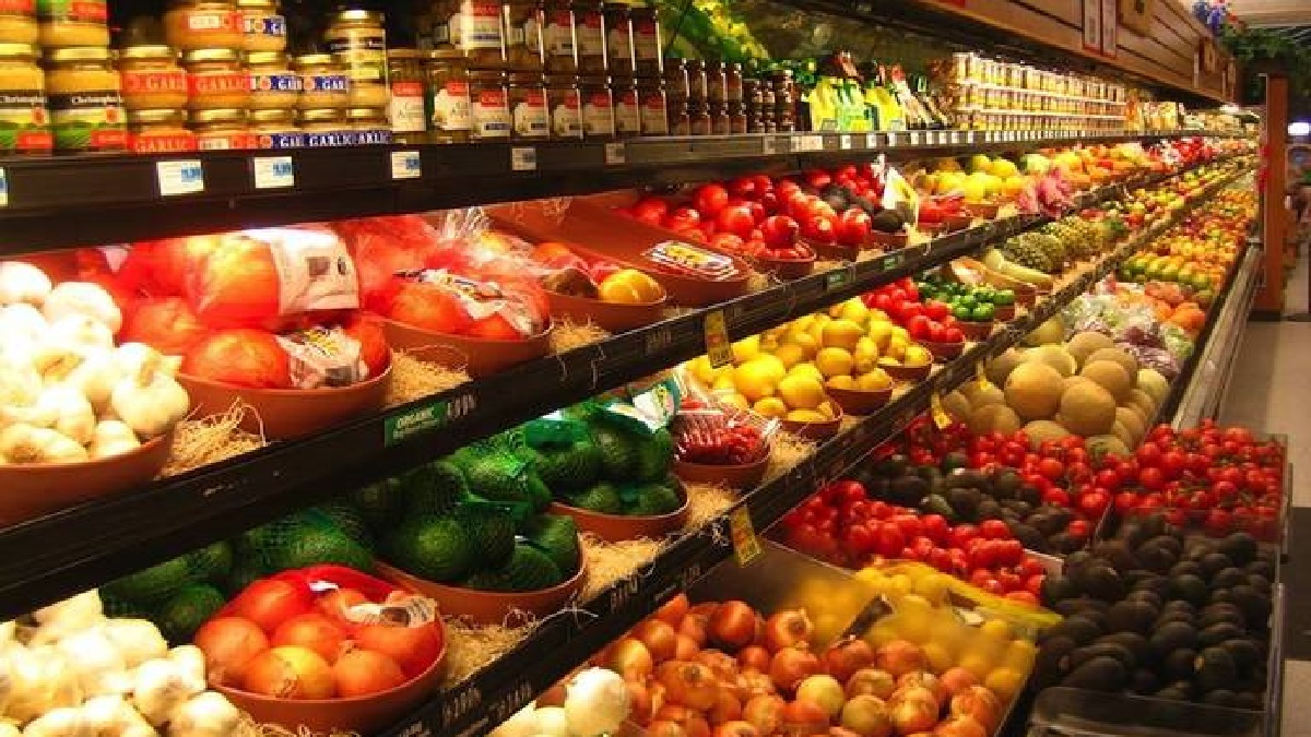 খুচরা বাজারে সুপার শপের উচ্চ দামের প্রভাব পড়ছে: ভোক্তা অধিকারের মহাপরিচালক