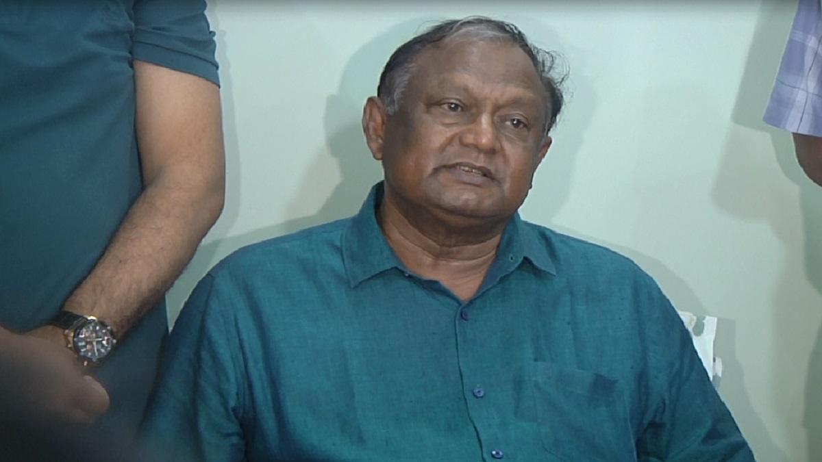 জ্বালানি ও ভোজ্যতেলের দাম কমানোর চেষ্টা চলছে: বাণিজ্যমন্ত্রী