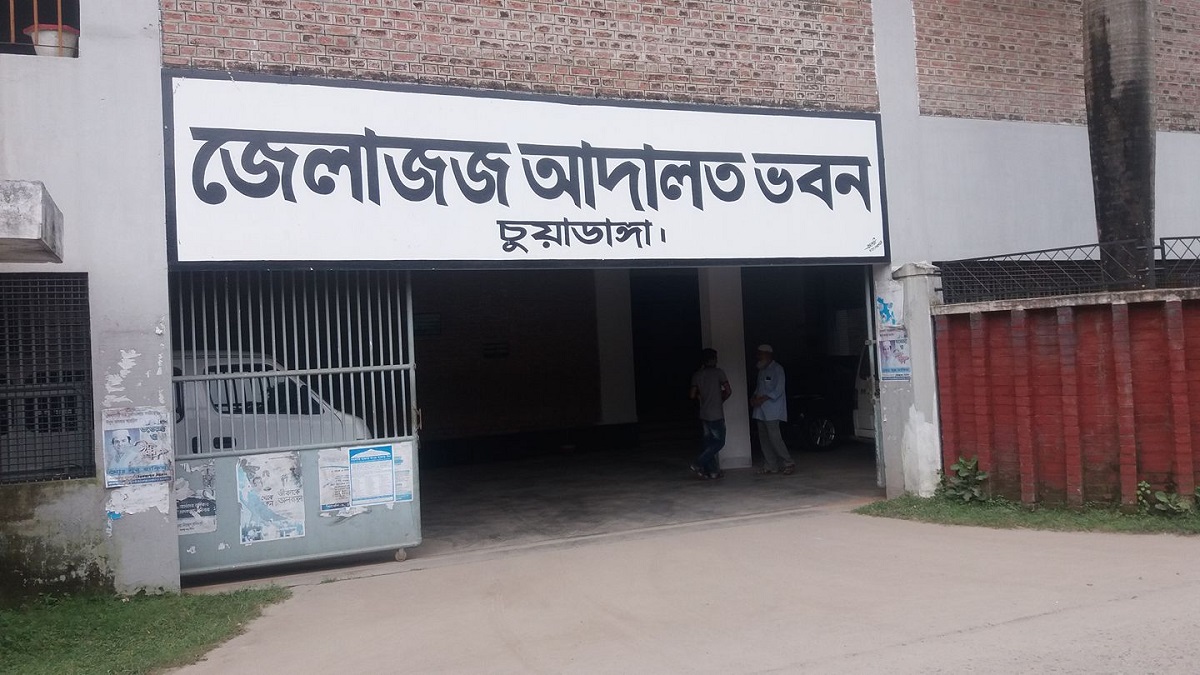 হাতকড়া ভেঙে পালিয়ে গেলো আসামি, ধাওয়া করেও ধরতে পারেনি পুলিশ