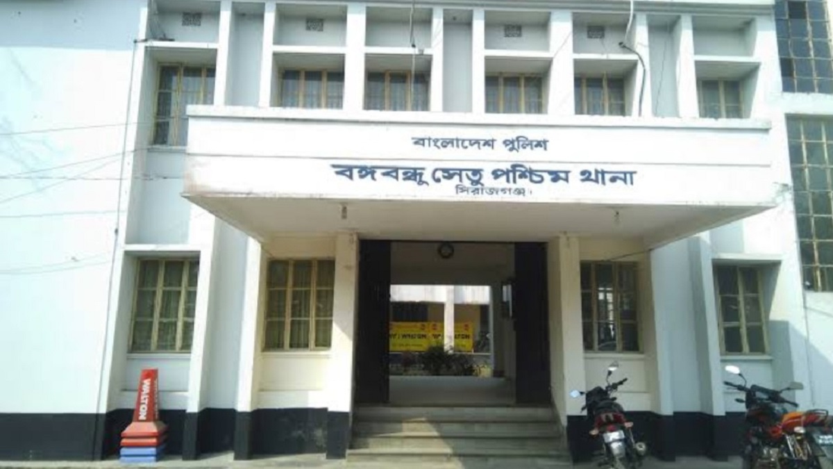 সিরাজগঞ্জে নৌকাডুবিতে মা-ছেলের মৃত্যু