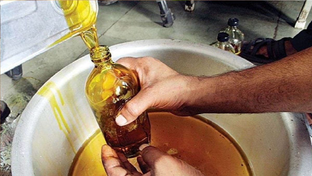 রাজধানীর বাজারে সয়াবিন তেলের দাম কমেনি