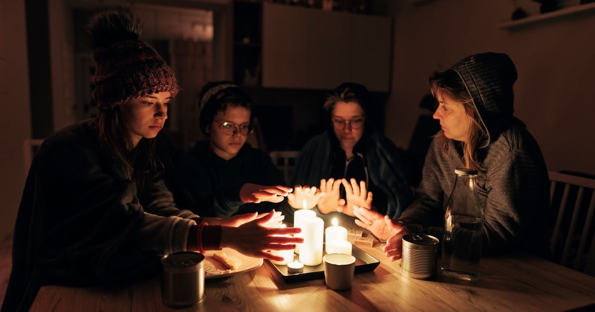 এবারের শীতে বিদ্যুৎ সংকটে পড়তে পারে ব্রিটেন