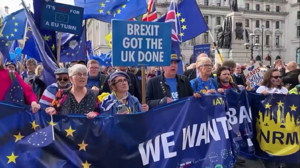 লন্ডনে এবার ব্রেক্সিট বিরোধী আন্দোলন
