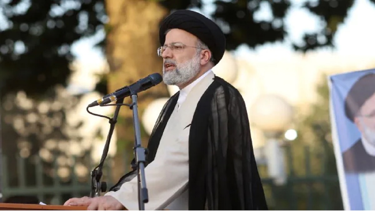 হিজাব বিরোধী আন্দোলনের জন্য দেশে সন্ত্রাসী হামলা বাড়ছে: ইরানের প্রেসিডেন্ট