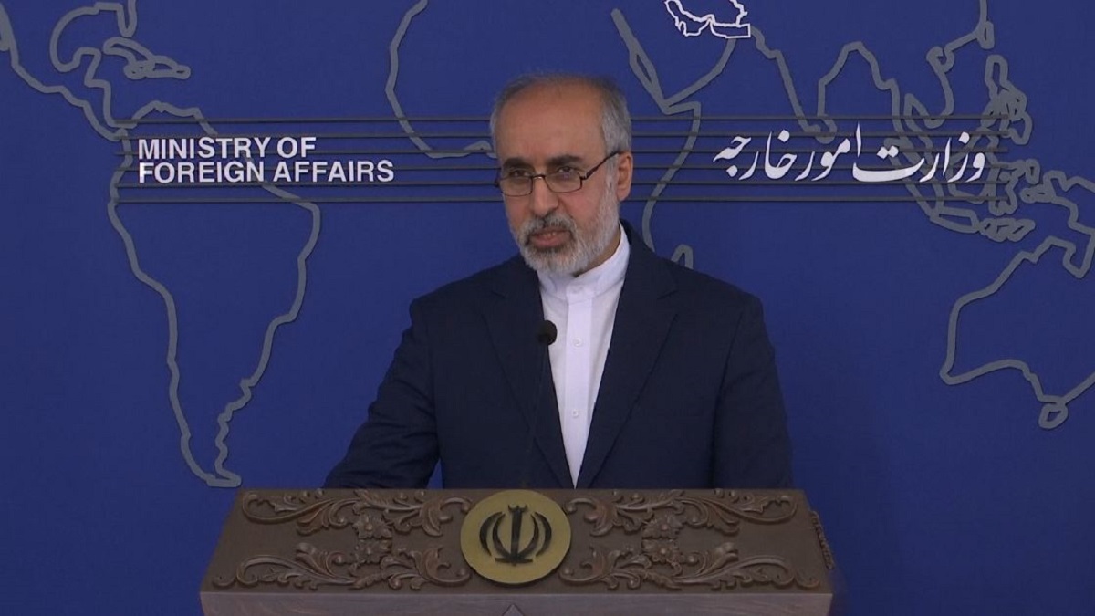 পশ্চিমাদের প্রতি ইরানের হুঁশিয়ারি; নিষেধাজ্ঞার উপযুক্ত জবাব দেয়া হবে