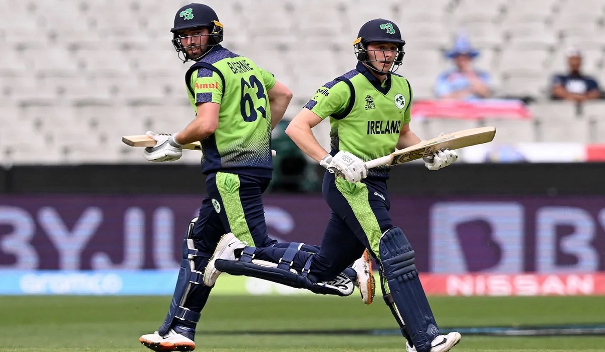 জোড়া আঘাতে থামলো আইরিশ ঝড়