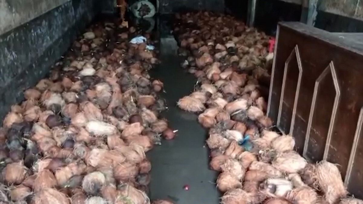 চট্টগ্রামের খাতুনগঞ্জেও ঘূর্ণিঝড়ের প্রভাব