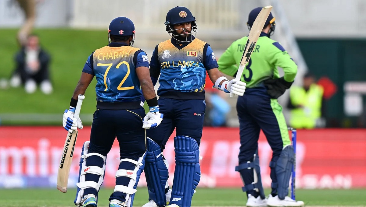 ৩০ বল হাতে রেখেই আইরিশদের উড়িয়ে দিলো শ্রীলঙ্কা