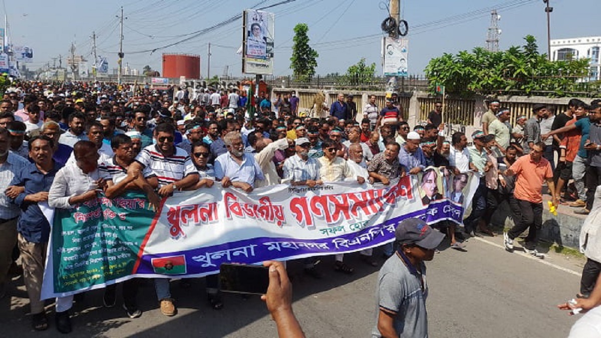 সক্রিয় হলেন মঞ্জু-মনি, সমাবেশে যোগ দিলেন বড় মিছিল নিয়ে