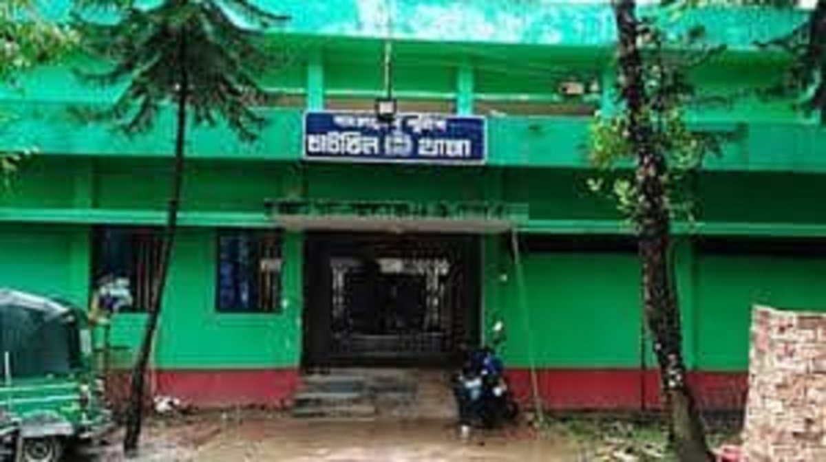 নোয়াখালীতে পুকুর থেকে গৃহবধূর মরদেহ উদ্ধার, স্বামী আটক