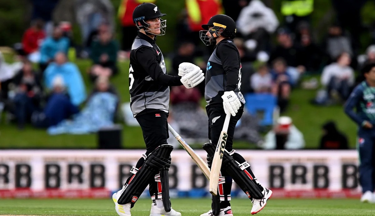 কিউইদের কাছে পাত্তাই পেলো না পাকিস্তান