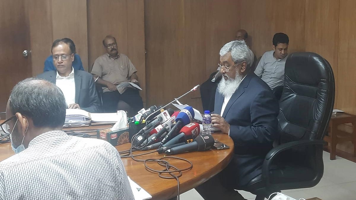 ১৮টি পরিষেবাকে অত্যাবশ্যক পরিষেবা করতে নতুন আইনের খসড়া অনুমোদন