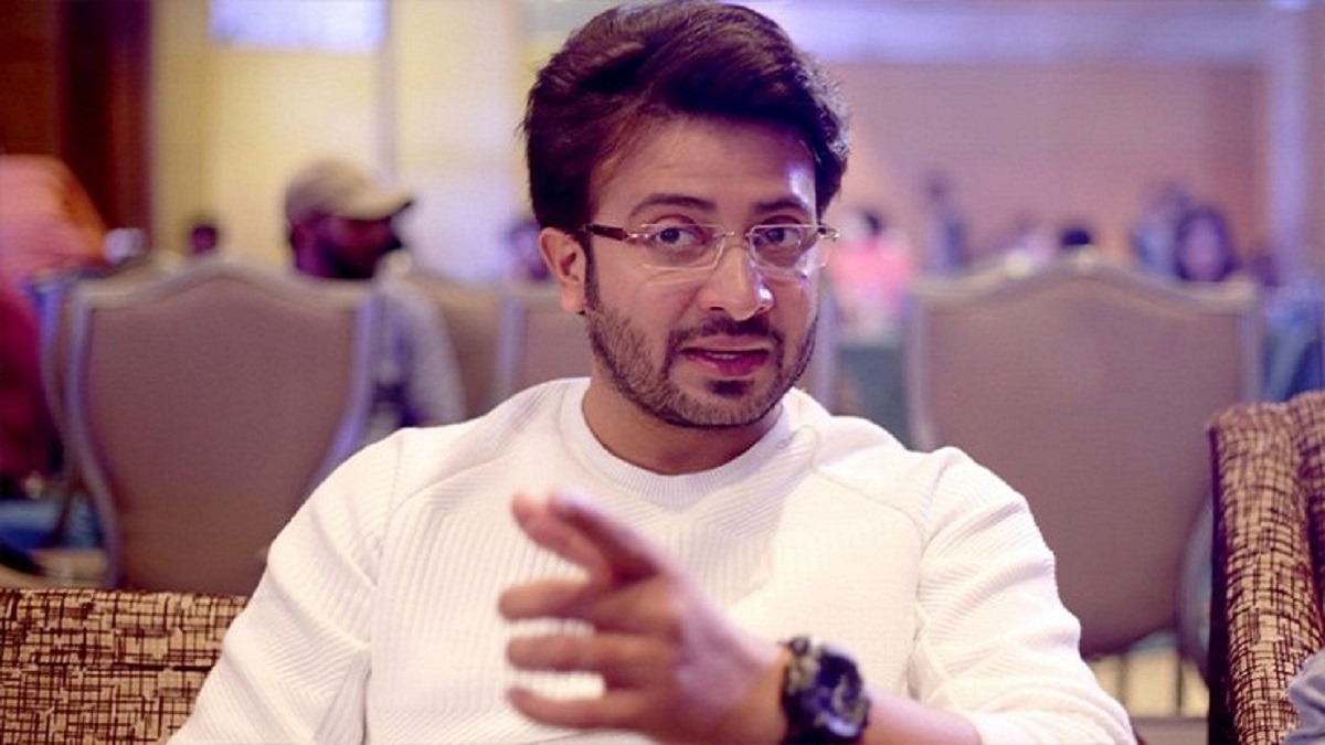 আইনগত ব্যবস্থা নেয়ার কঠোর হুঁশিয়ারি শাকিব খানের