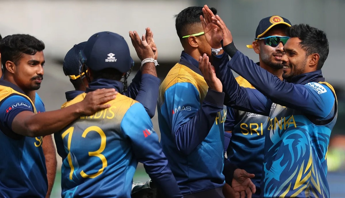 ধুঁকতে ধুঁকতে লঙ্কানদের সামনে ১২৯ রানের লক্ষ্য দিলো আয়ারল্যান্ড