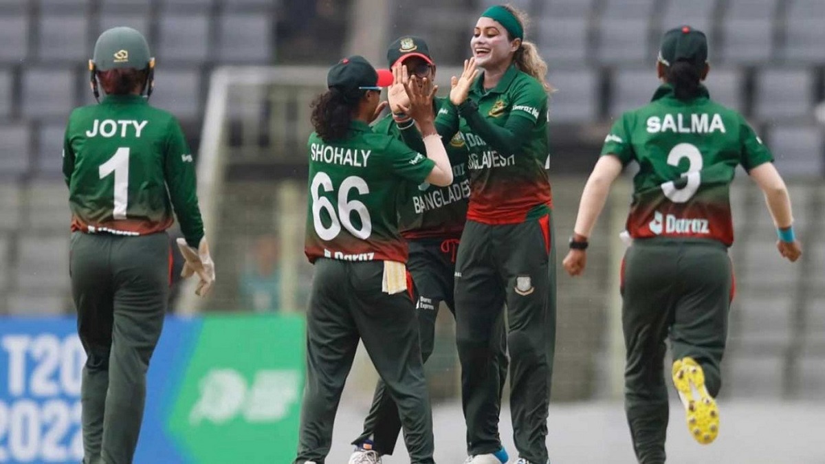 নারী এশিয়া কাপ: বাঁচা-মরার লড়াইয়ে আজ মাঠে নামবে বাংলাদেশ