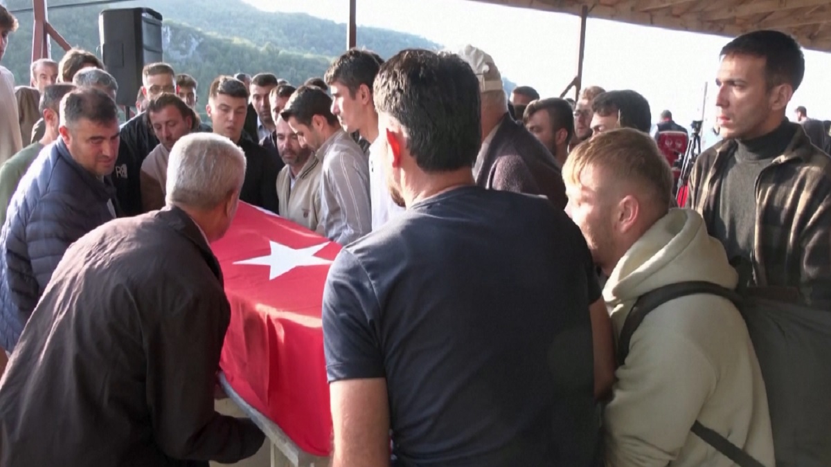 তুরস্কে কয়লা খনিতে বিস্ফোরণ, নিহতের সংখ্যা বেড়ে ৪১