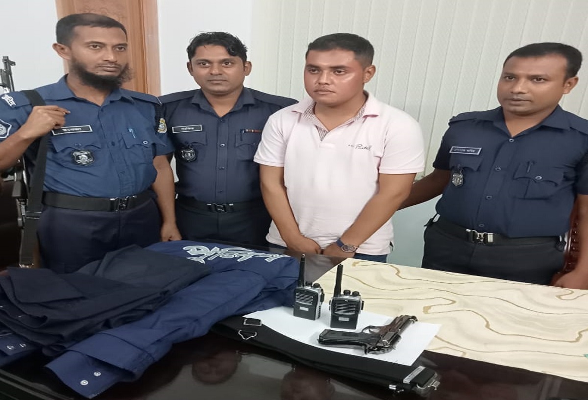 পিরোজপুরে নকল ওয়াকিটকি ও পিস্তলসহ ভুয়া পুলিশ গ্রেফতার