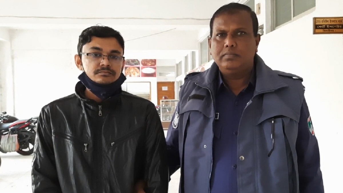 ঝিনাইদহে ভুল চিকিৎসায় শিশুর মৃত্যুর অভিযোগে ক্লিনিক ভাংচুর, চিকিৎসক আটক