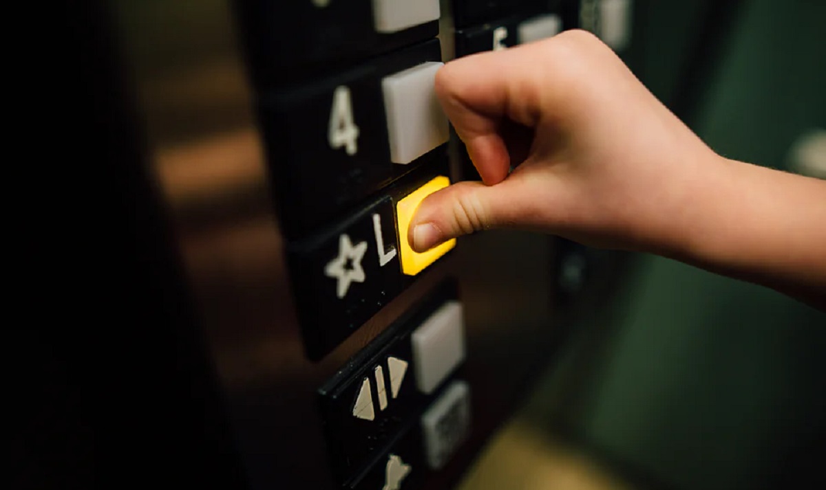 বান্দরবান বিশ্ববিদ্যালয়ের লিফটে আটকা পড়ে কিশোরীর মৃত্যু, আহত আরও ১